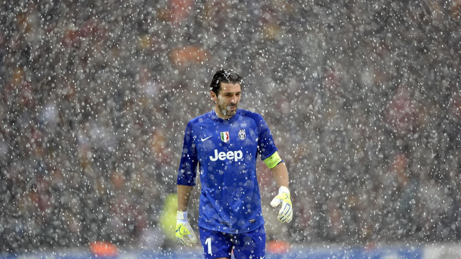 混合4×100米自由泳中立代表队B赛况精彩，混合4×50米自由泳接力赛中国队夺冠